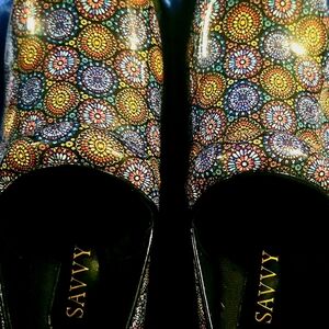 Savvy Multicolor Nursing Mules with Mandala Patterns